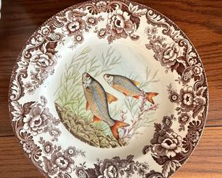 Spode Woodland Roach Dinner Plate