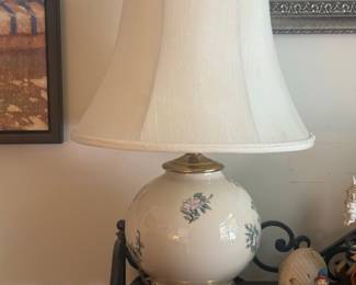 Vintage Ginger Jar Floral Table Lamp