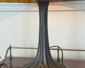 Tiffany Style Stained Glass Table Lamp