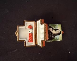 Rochard Limoges Mona Lisa Easel Trinket Box
