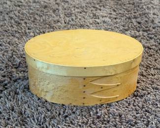 Orleans Carpenters Shaker-Style Oval Box with Bird's Eye Maple