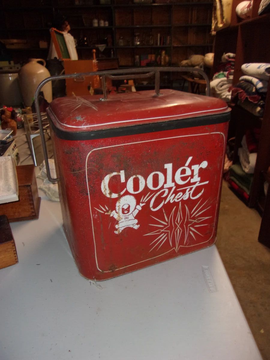 IGLOO Metal Cooler