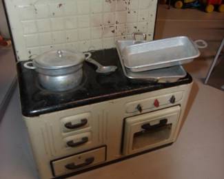 Early Child's Toy Stove