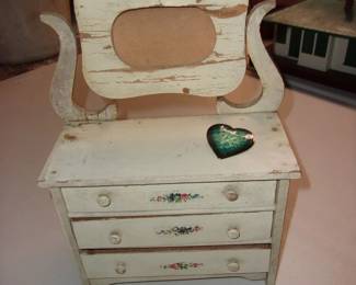 Salesman Sample Dresser w/ Bail & Mirror Frame