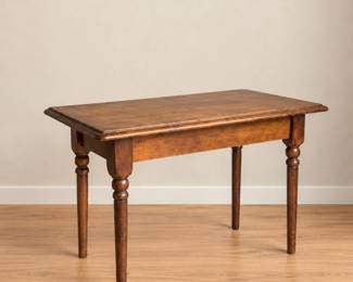 89 VintageTurnedLegWoodSideTable