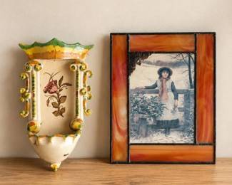 148 VintageCeramicWallPocketStainedGlassWinterPrint
