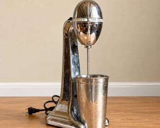 104 VintageChromeDrinkMasterMilkshakeMixer