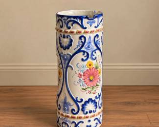134 VintageAlcobaaPortugalHandPaintedUmbrellaStand
