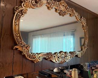 Gorgeous wall Mirror