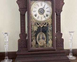 Shelf Clock