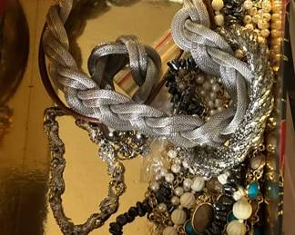 Costume Jewelry Statement Pieces 
