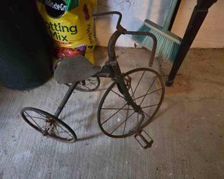 DECORATIVE TRICYCLE