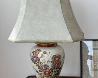 Vintage Asian style lamp