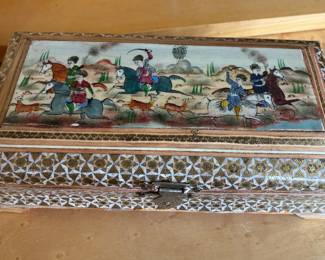 Vintage hunting scene jewelry box