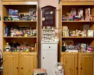 BOOKSHELVES WITH STORAGE