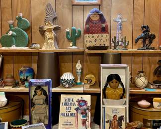 NATIVE AMERICAN-AMERICAN GIRL KAYA DOLL WITH EXTRA OUTFITS