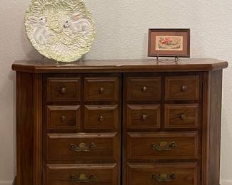 VINTAGE ENTRY CABINET, BUNNY PLATTER