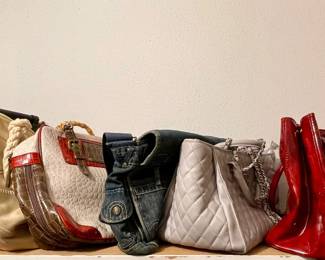 PURSES