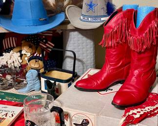 RED FRINGE BOOTS, VINTAGE DALLAS COWBOYS COWBOY HAT