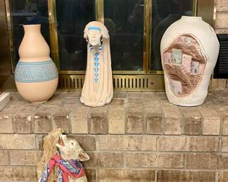 ESQUELA DE PINTURA (SCHOOL OF PAINTING IN DURANGO) POTTERY, CERAMIC WIND SPIRIT STATUE, MEXICAN POTTERY, PLASTER COYOTE STATUE