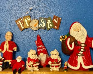 VINTAGE SANTAS