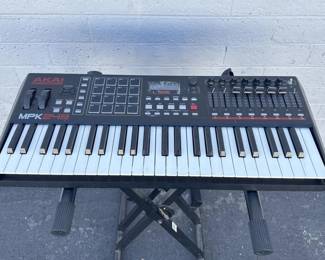 Akai keyboard controller