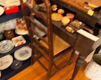 Items Located On The Dining Room