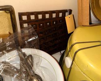 Items Located In The Kitchen