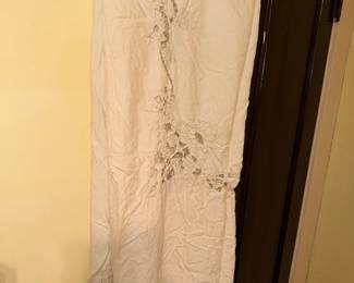 Items Located In The 2nd Bedroom