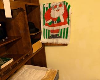 Items Located In The 2nd Bedroom