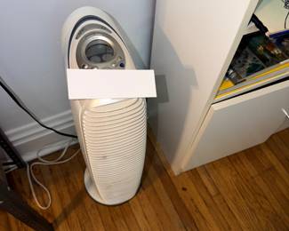 Items Located In The 1st Bedroom