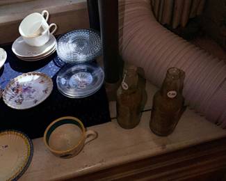 Items Located On The Dining Room
