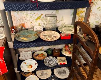 Items Located On The Dining Room