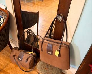 Items Located In The 4th Bedroom