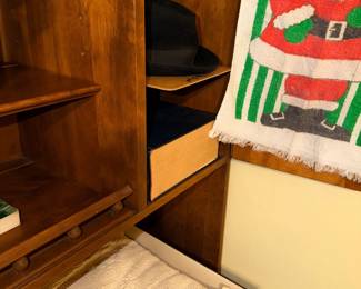 Items Located In The 2nd Bedroom