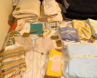 Items Located In The 2nd Bedroom
