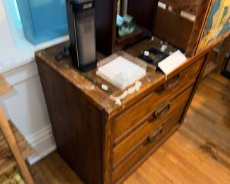 Items Located In The 1st Bedroom