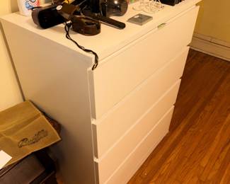 Items Located In The 2nd Bedroom