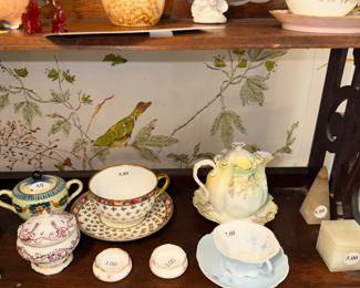Items Located On The Dining Room