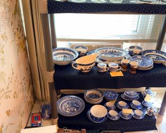Items Located On The Dining Room