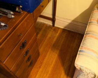 Items Located In The 2nd Bedroom