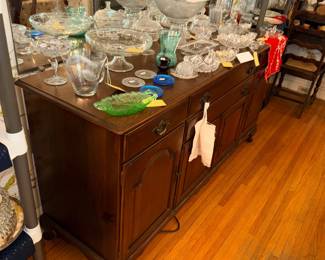 Items Located On The Dining Room