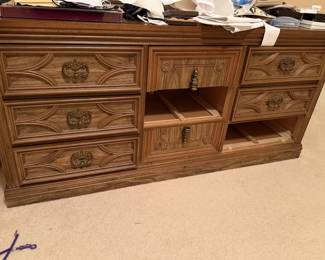 (Can Be Sold Before Sale) Dresser (has all the drawers)