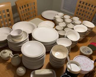 Serving set for 12 & Accessories Pfaltzgraph Cappuccino