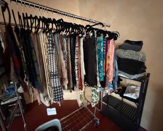 Women's Scarves