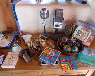 Assortment of decorative items