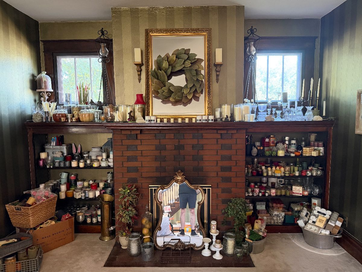 Good lord. It’s a shrine to candles!!
