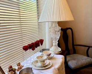 Vintage Hollywood Regency Style Cut Crystal Table Lamp