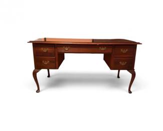 269 VintageQueenAnneWoodWritingDeskwGlassTop5Drawers