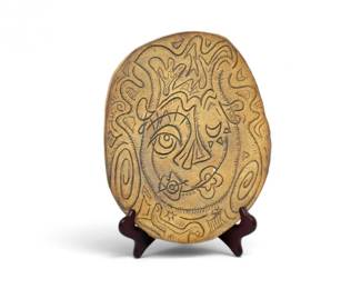 131 AbstractFacePotteryArtPlaquewWoodDisplayStand